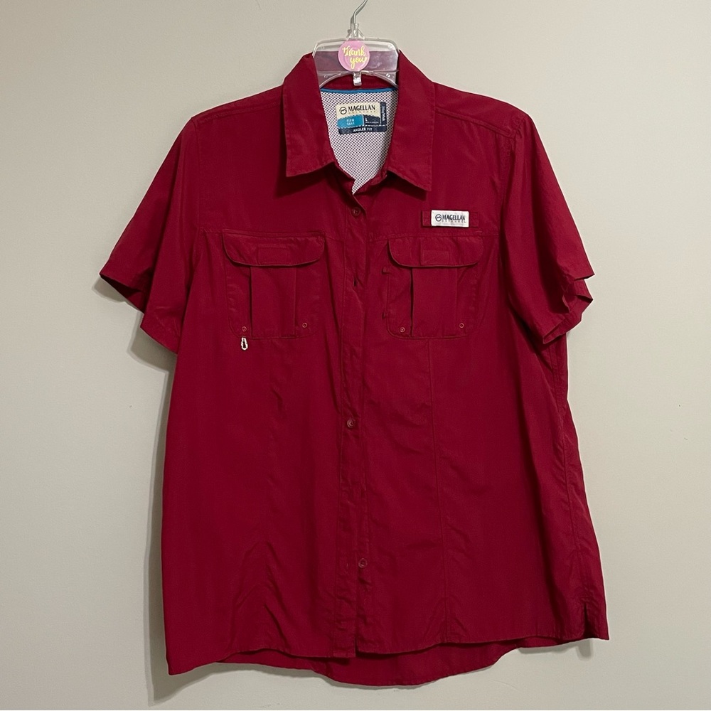 Magellan Outdoors Men's Burgundy Button Down Shirt ~ Large‎ ~ Angler Fit Fishing